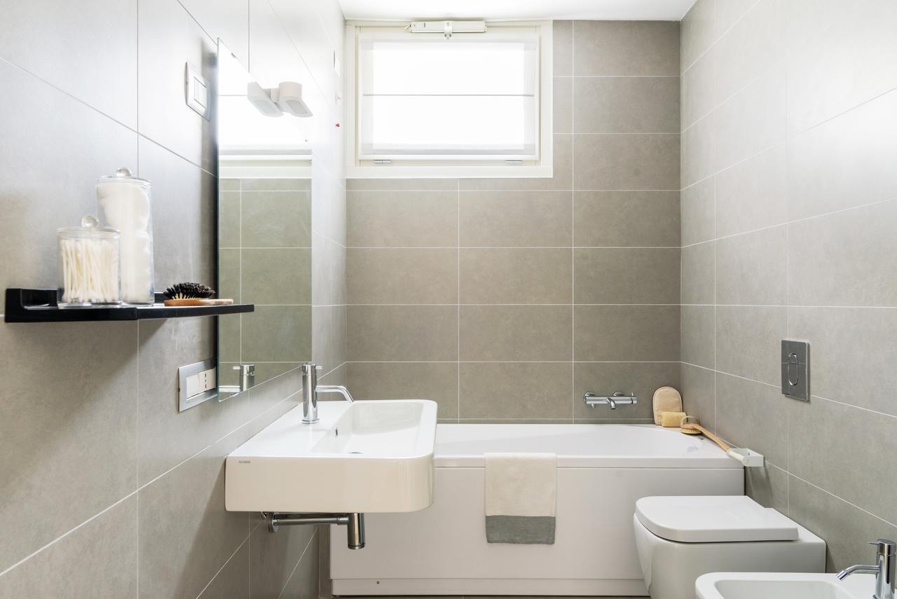 Altido Lovely 1-Bed Flat With Balcony & Free Parking Milán Exterior foto