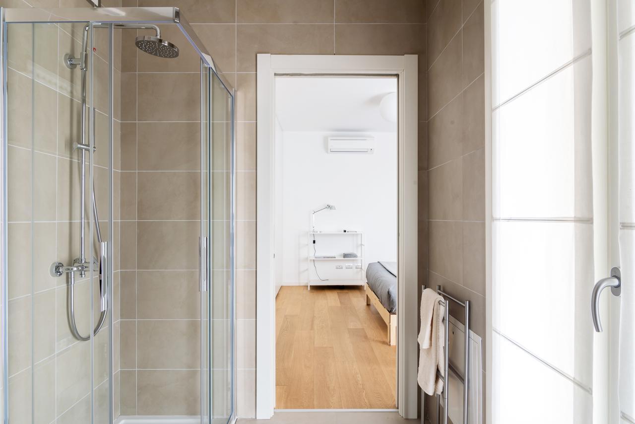 Altido Lovely 1-Bed Flat With Balcony & Free Parking Milán Exterior foto